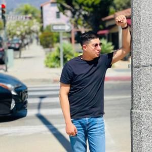 Meet your Posher, Juan carlos